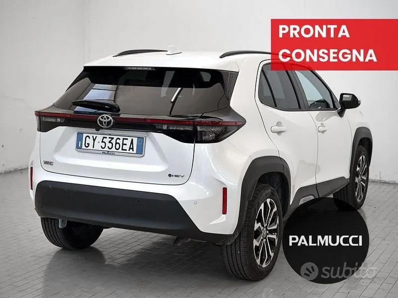 Toyota Yaris Cross 2025 photo 3