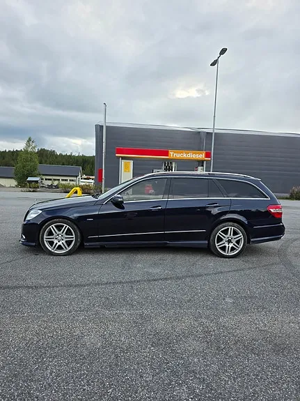 Mercedes-Benz E350 D 2010 photo 2