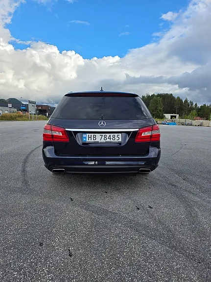Mercedes-Benz E350 D 2010 photo 4