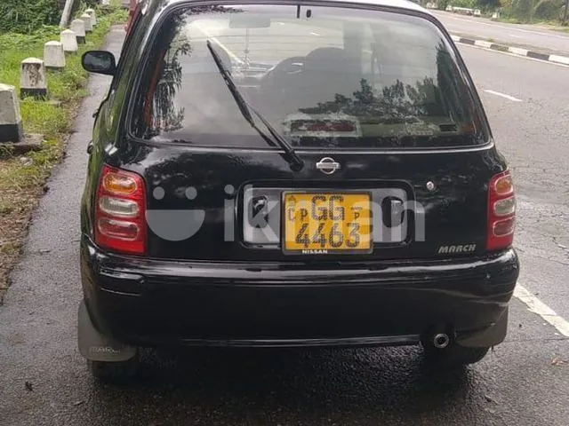 Nissan March 1998 photo 2