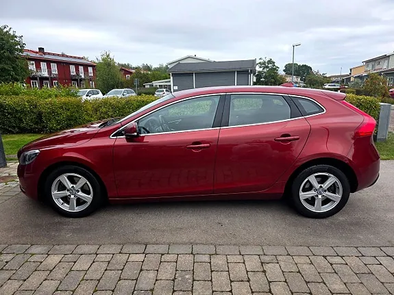 Volvo V40 2015 photo 2