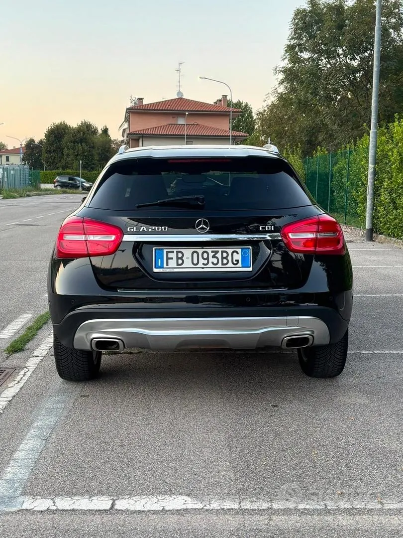 Mercedes-Benz Gla 2015 photo 2