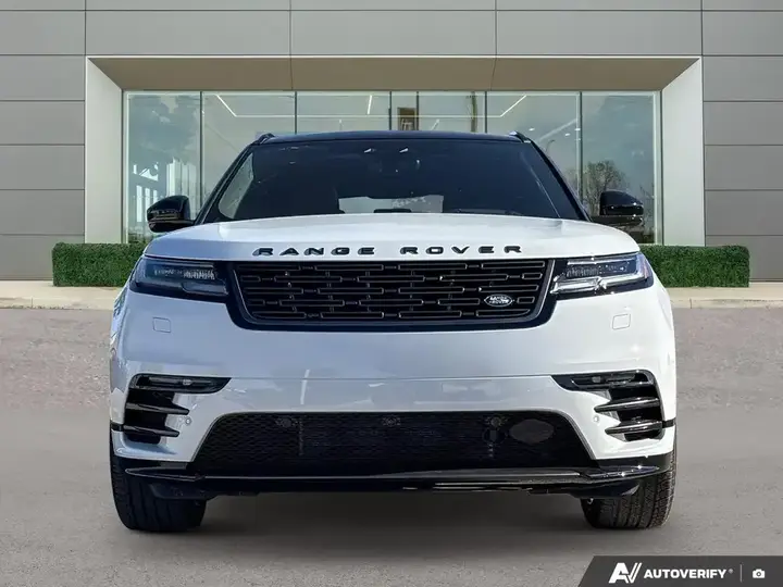 Land Rover Range Rover Velar 2026 photo 3