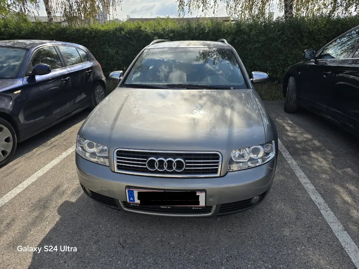 Audi A4 2002 photo 2