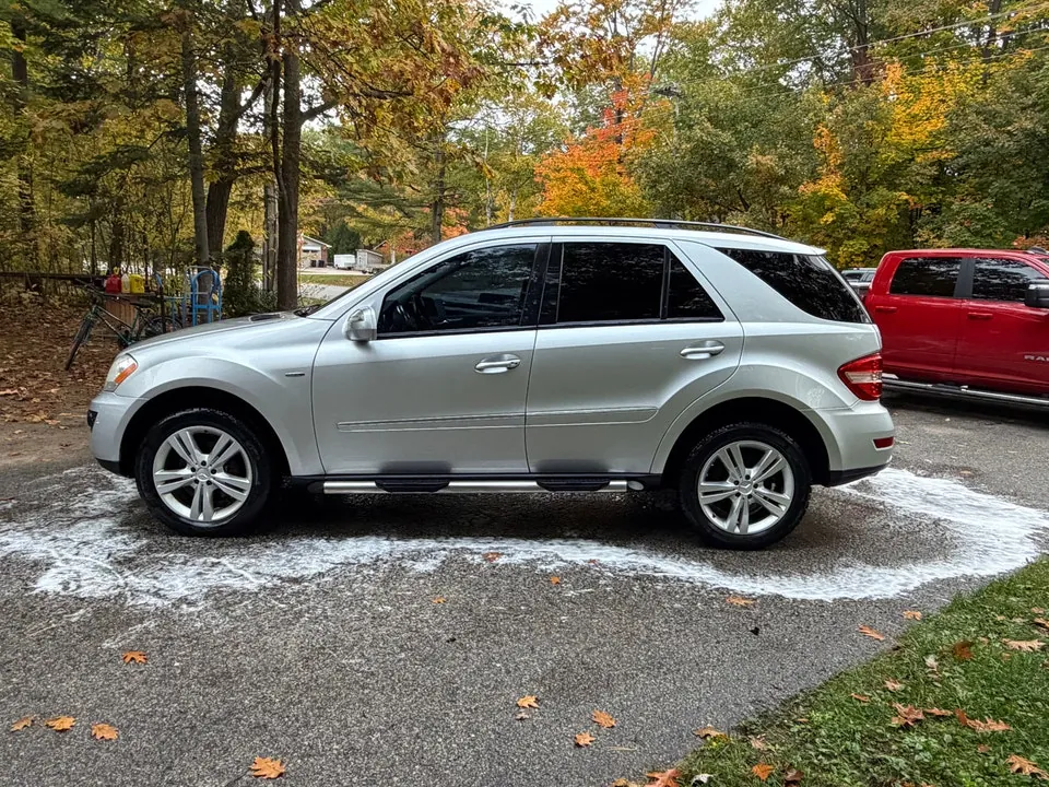Mercedes-Benz M-Class 2009 photo 5