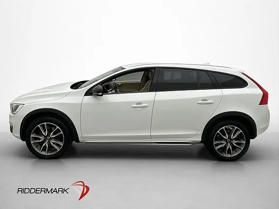 Volvo V60 Cross Country 2017 photo 4