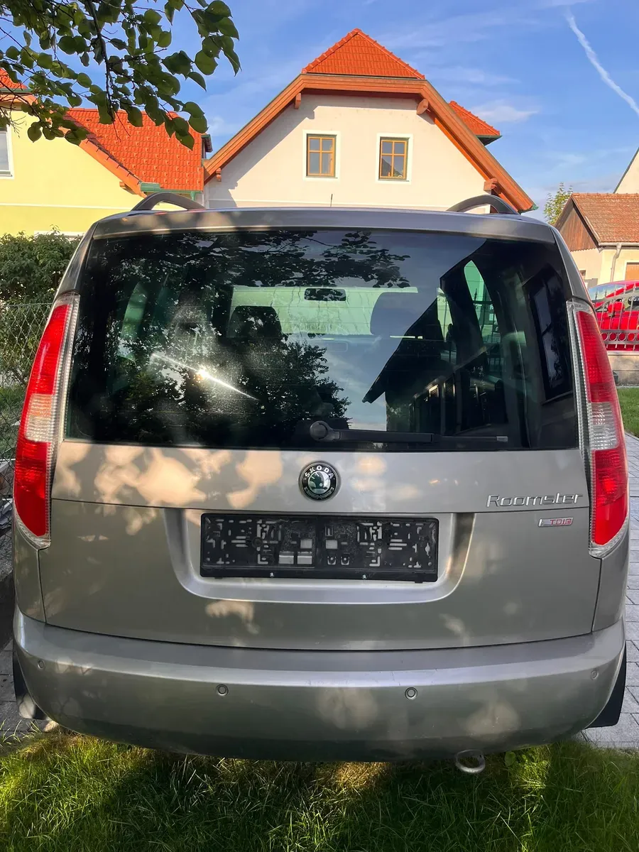 Skoda Roomster 2007 photo 2