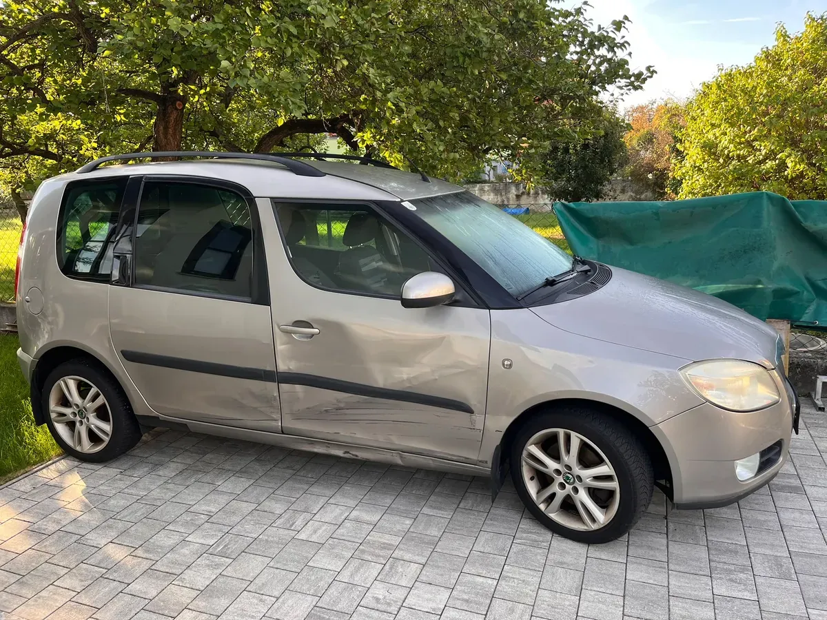 Skoda Roomster 2007 photo 3