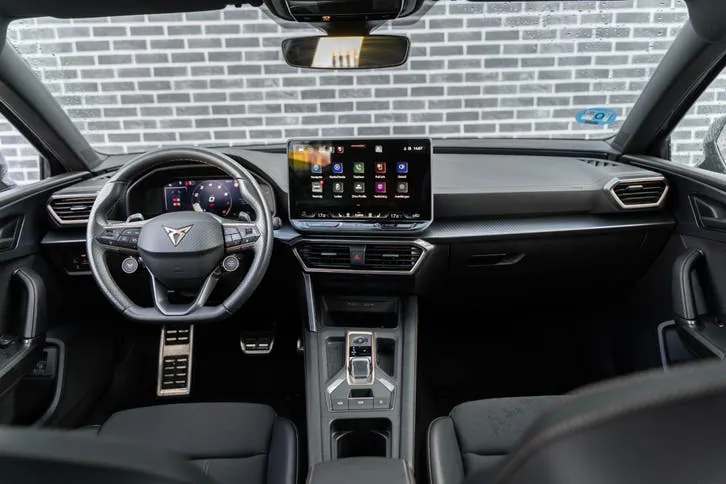 Cupra Leon 2025 photo 3