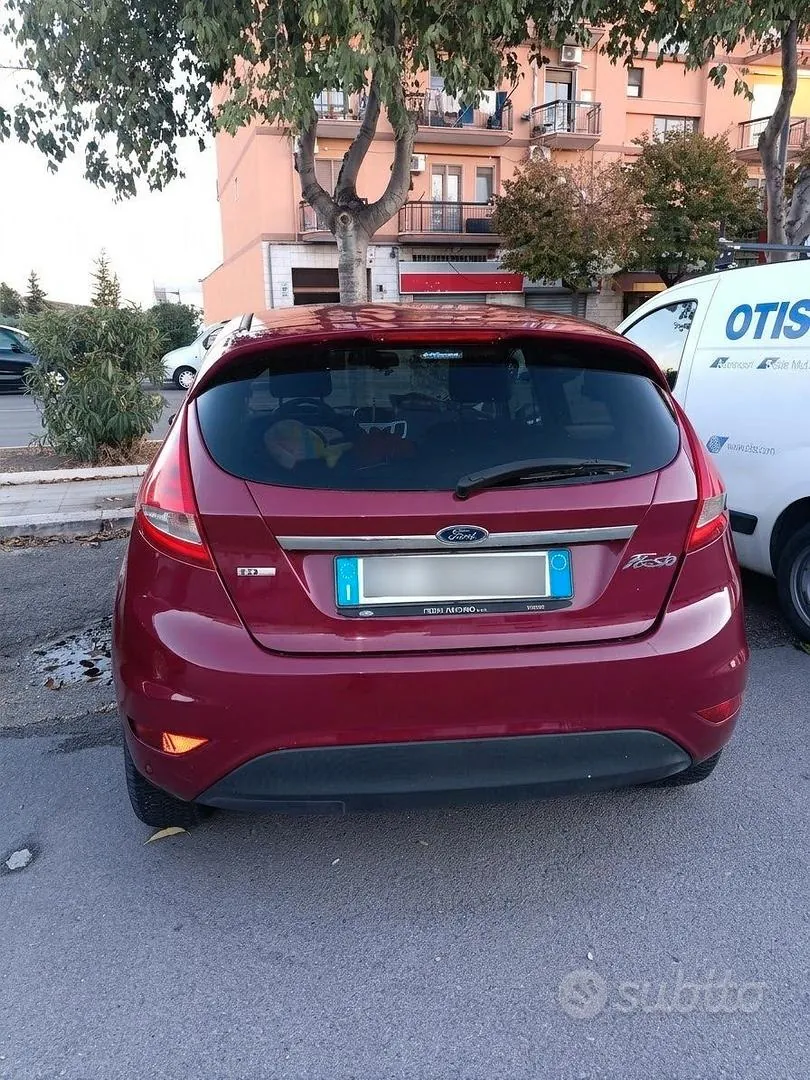 Ford Fiesta 2009 photo 2