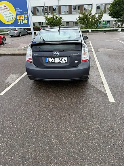 Toyota Prius 2011 photo 4