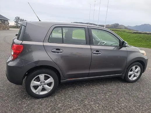 Toyota Urban Cruiser 2010 photo 4