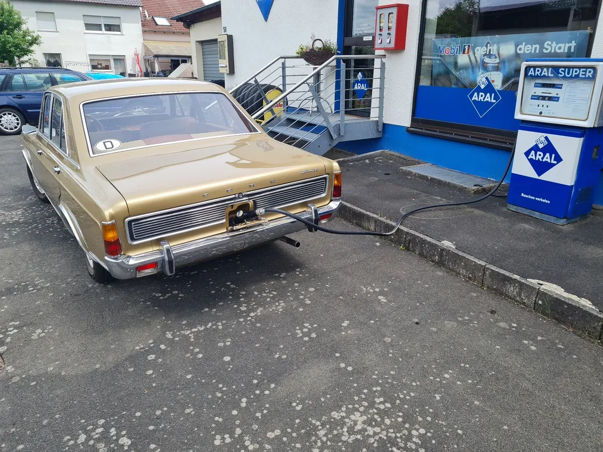 Ford Taunus 1969 photo 2