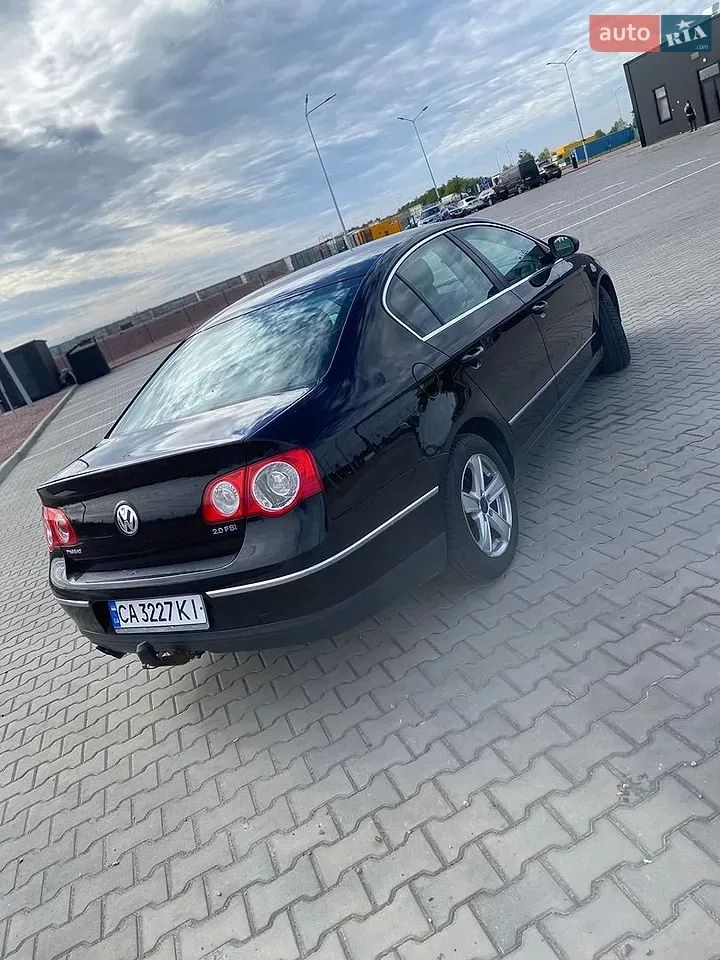 Volkswagen Passat 2005 photo 4