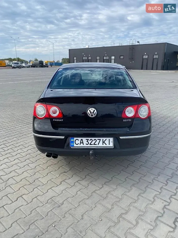 Volkswagen Passat 2005 photo 5