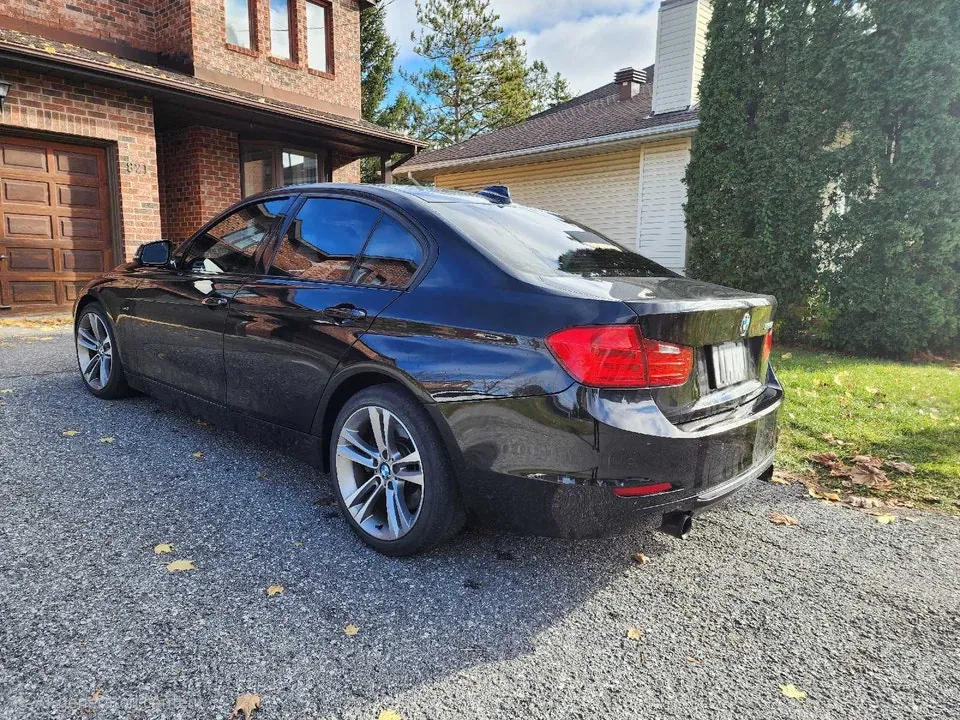 BMW 3Series 2012 photo 3