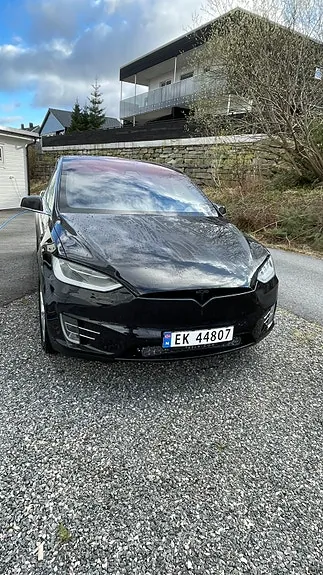 Tesla Model X 2017 photo 3