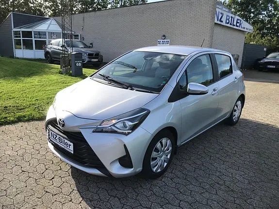 Toyota Yaris 2017 photo 3