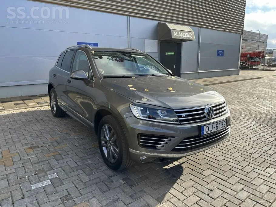 Volkswagen Touareg 2015 photo 3