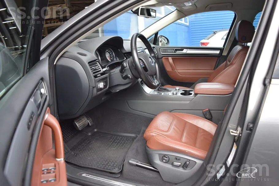 Volkswagen Touareg 2015 photo 4