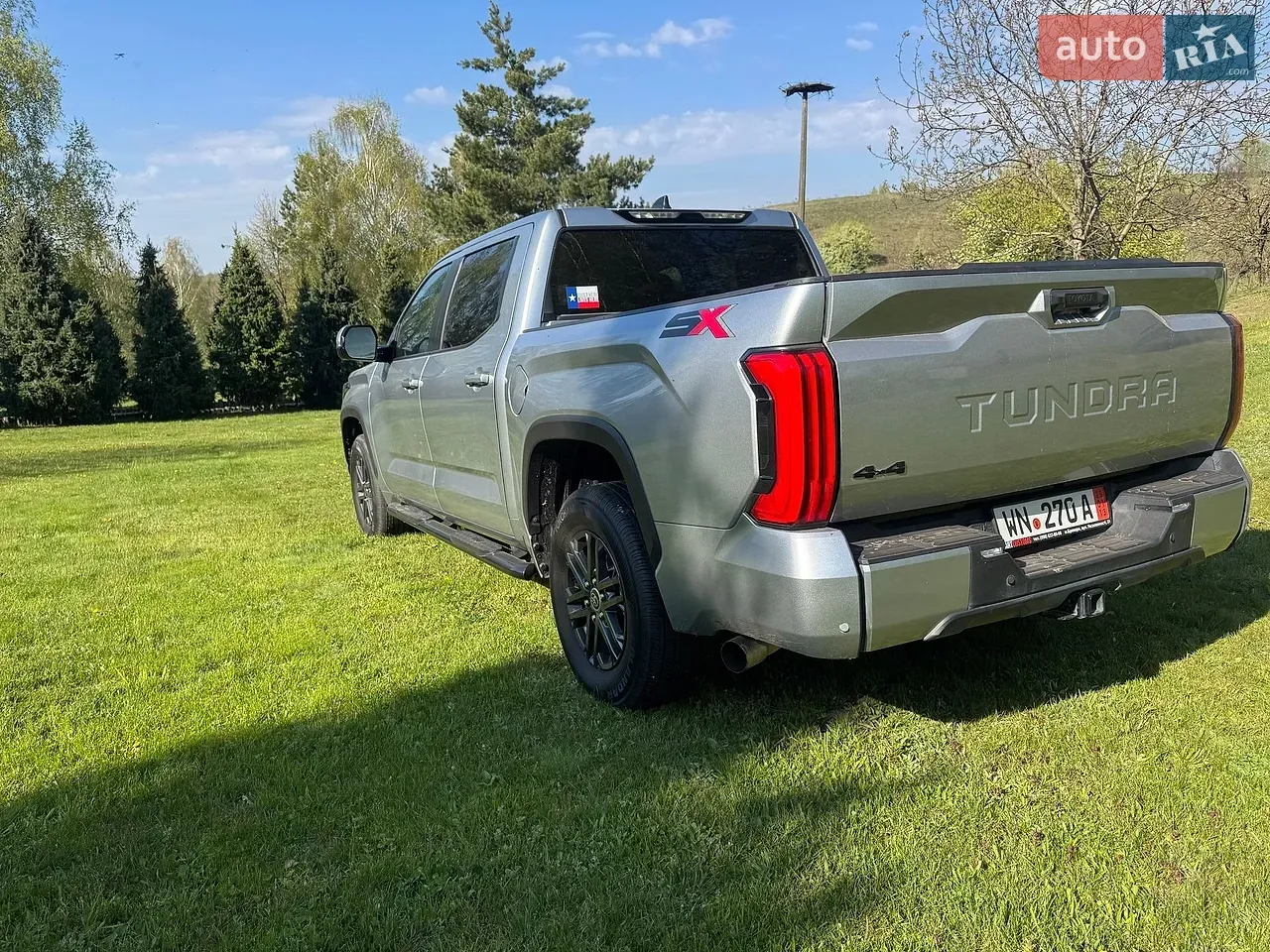 Toyota Tundra 2023 photo 2