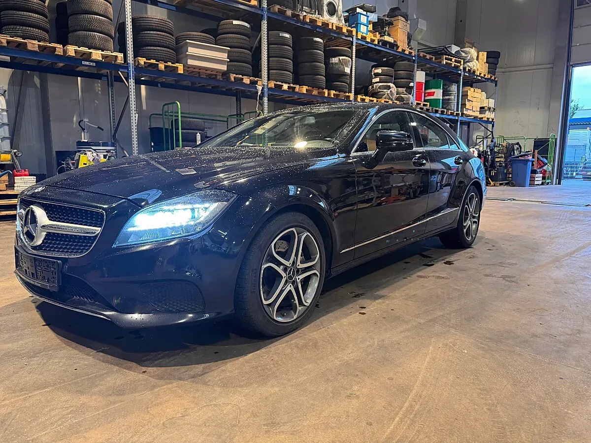 Mercedes-Benz Cls-Class