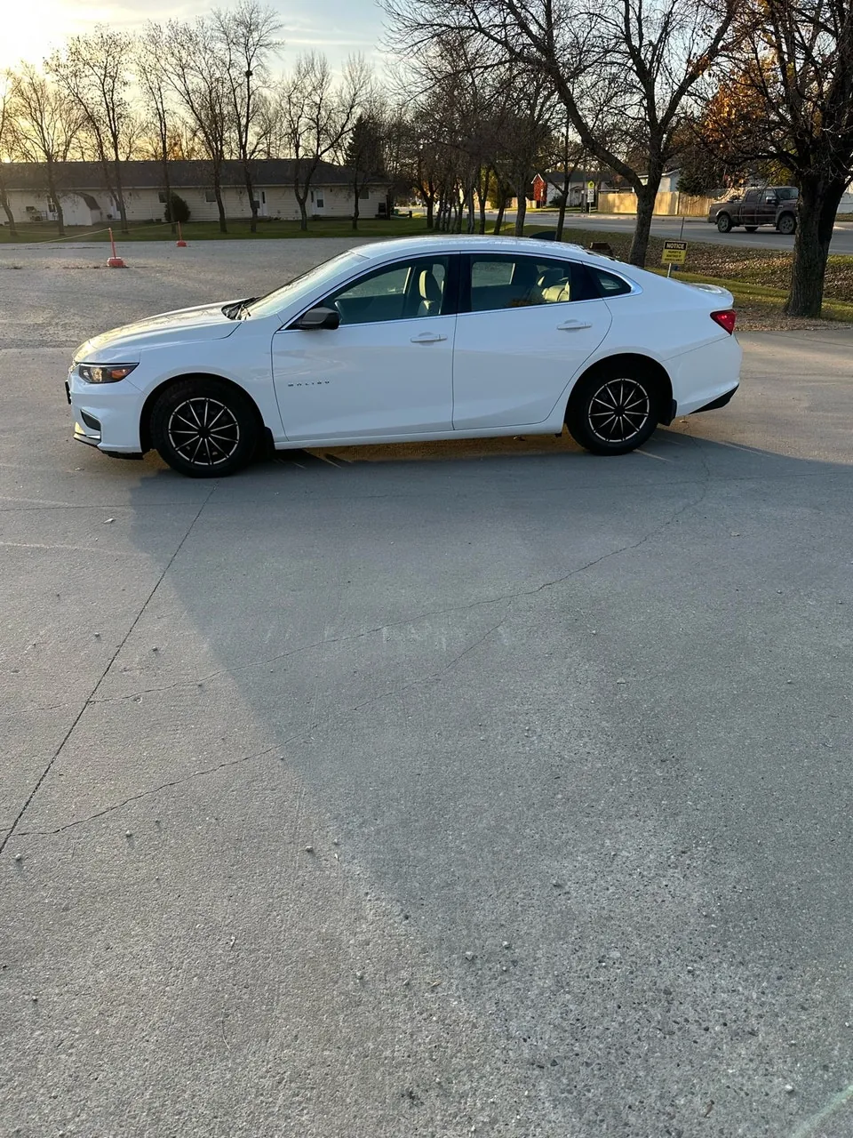 Chevrolet Malibu 2017 photo 2