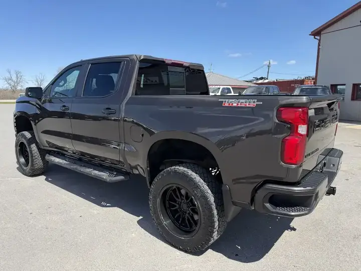 Chevrolet Silverado 1500 2022 photo 5