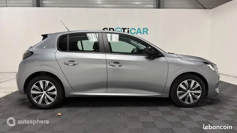 Peugeot 208 2023 photo 4