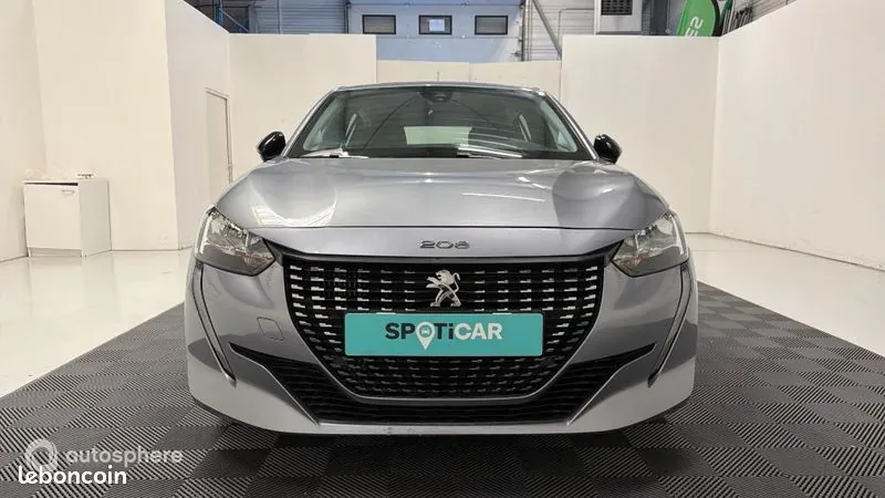 Peugeot 208 2023 photo 2