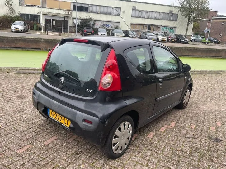 Peugeot 107 2007 photo 3