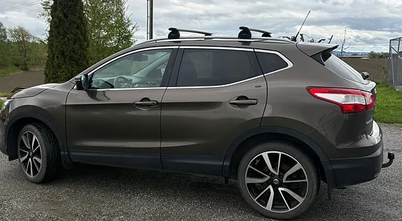 Nissan Qashqai 2015 photo 2