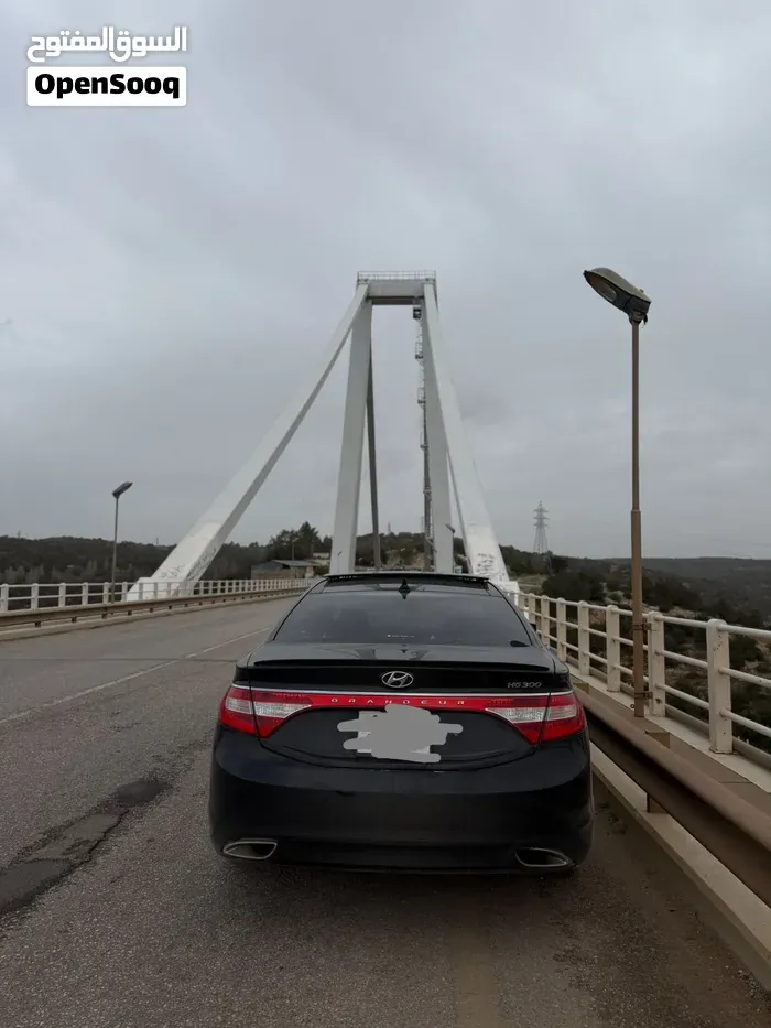 Hyundai Azera 2012 photo 2