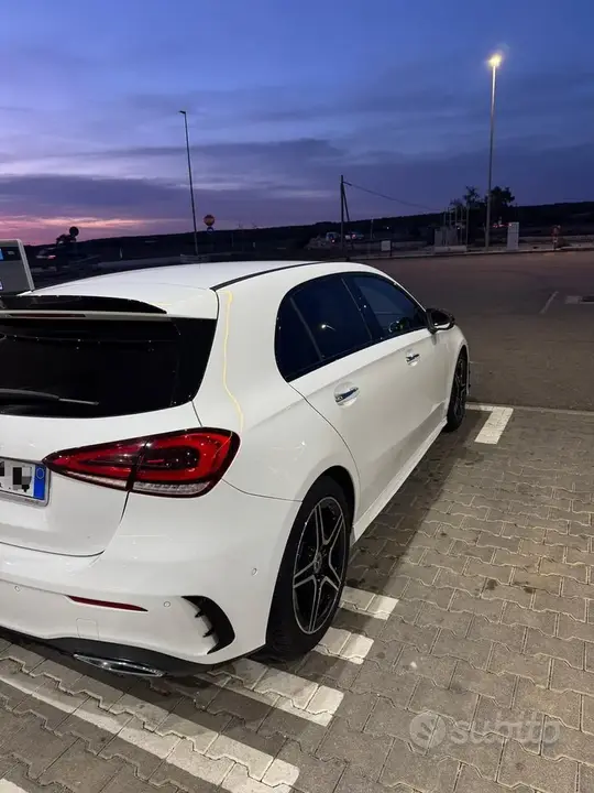 Mercedes-Benz A180D 2019 photo 4