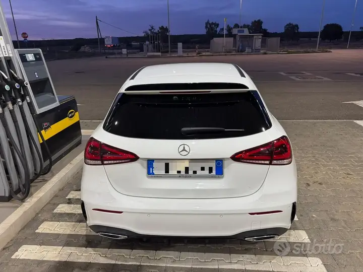 Mercedes-Benz A180D 2019 photo 3