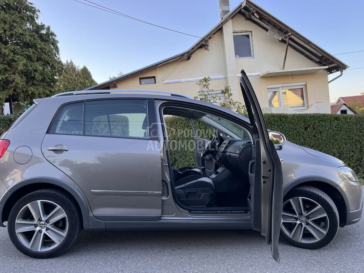 Volkswagen Golf 6 2012 photo 4