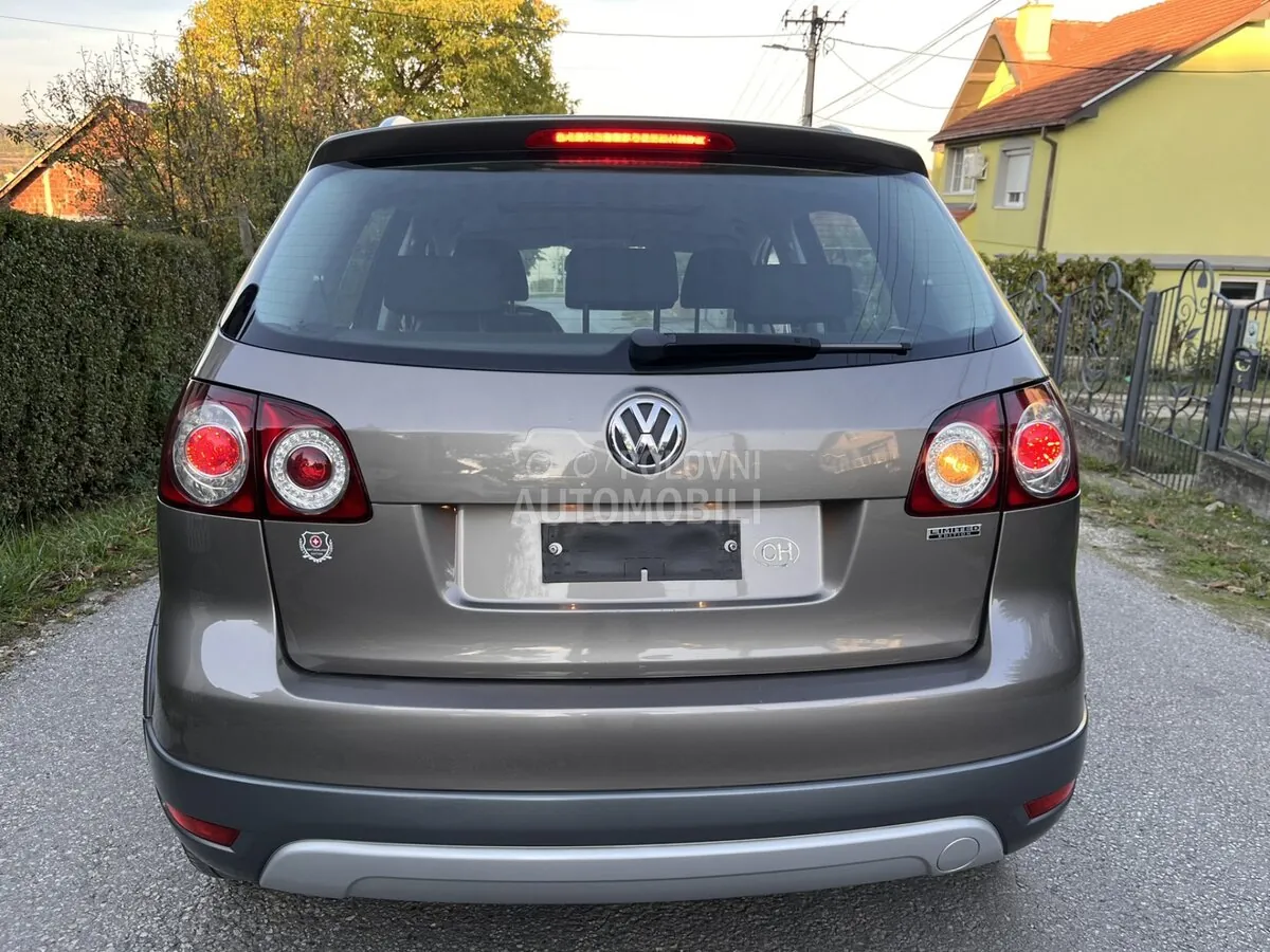 Volkswagen Golf 6 2012 photo 3