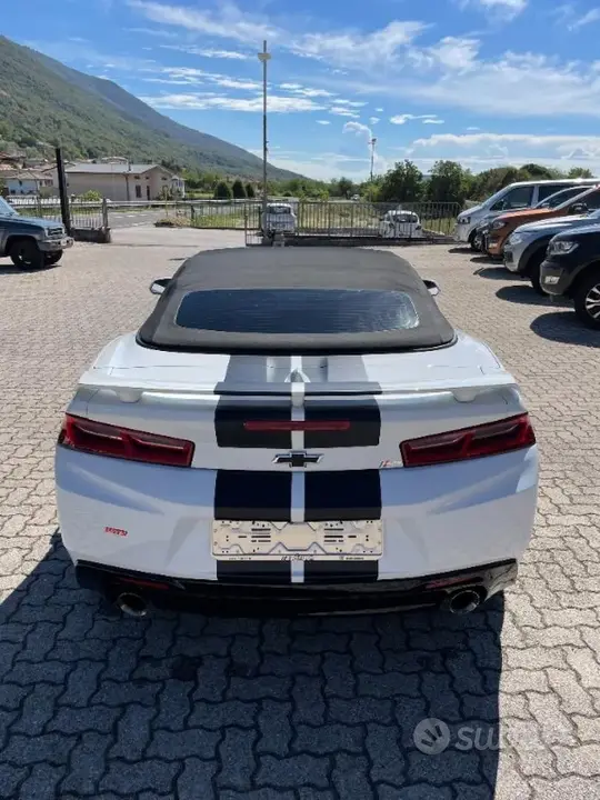 Chevrolet Camaro 2018 photo 2