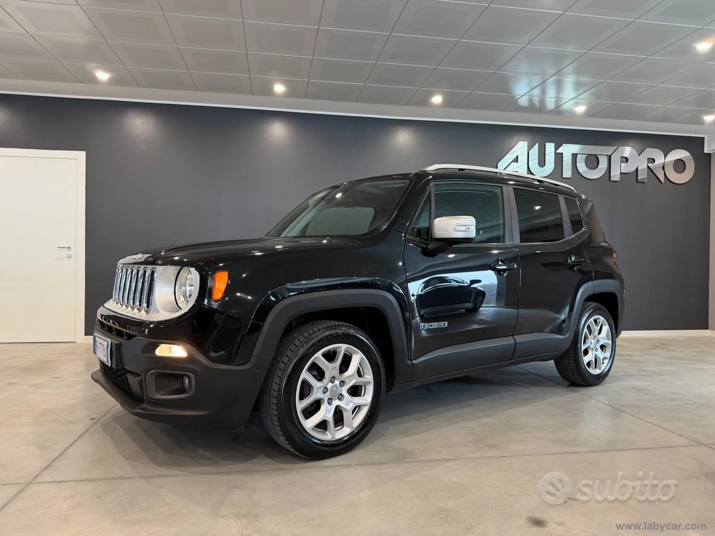 Jeep Renegade 2018 photo 2