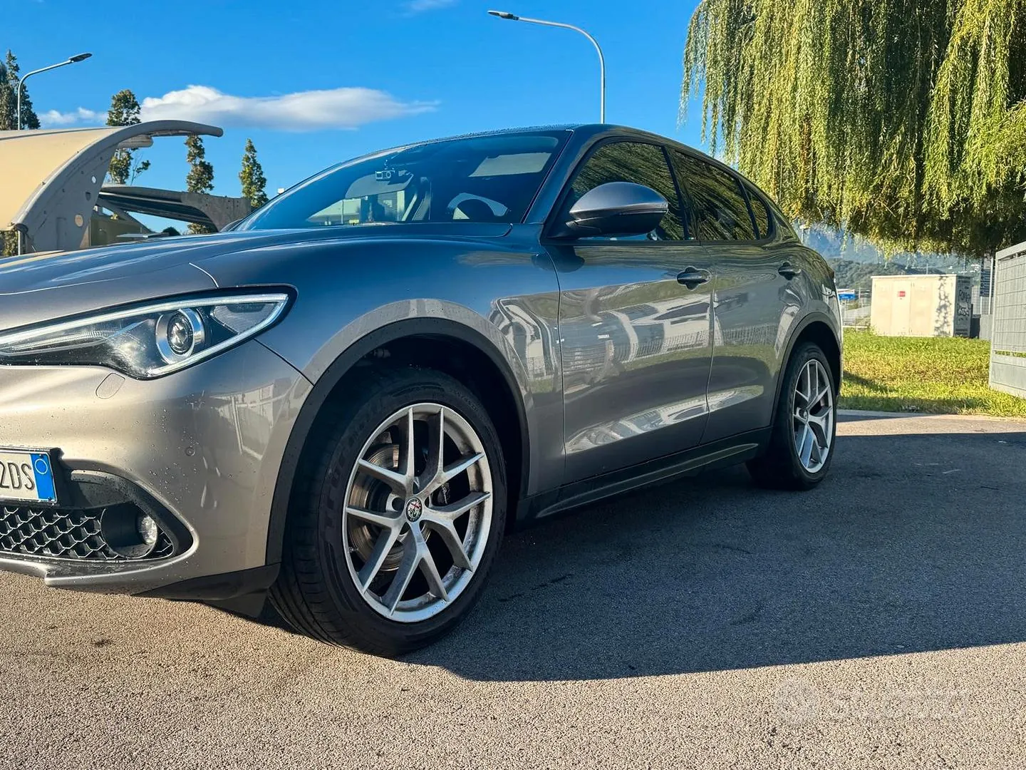Alfa Romeo Stelvio 2017 photo 2