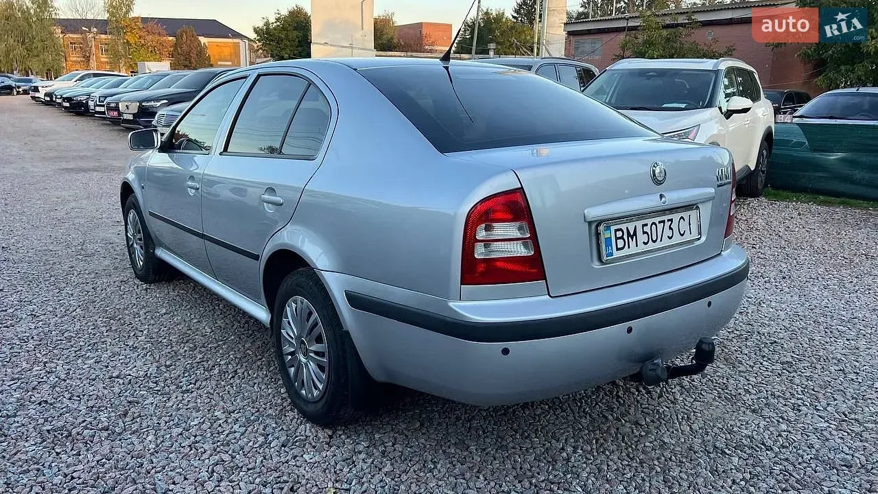 Skoda Octavia 2009 photo 4