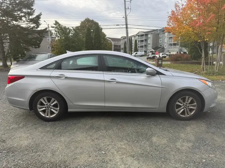 Hyundai Sonata 2013 photo 5
