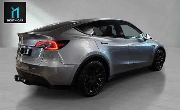 Tesla Model Y 2023 photo 5