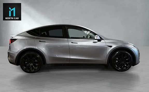 Tesla Model Y 2023 photo 4