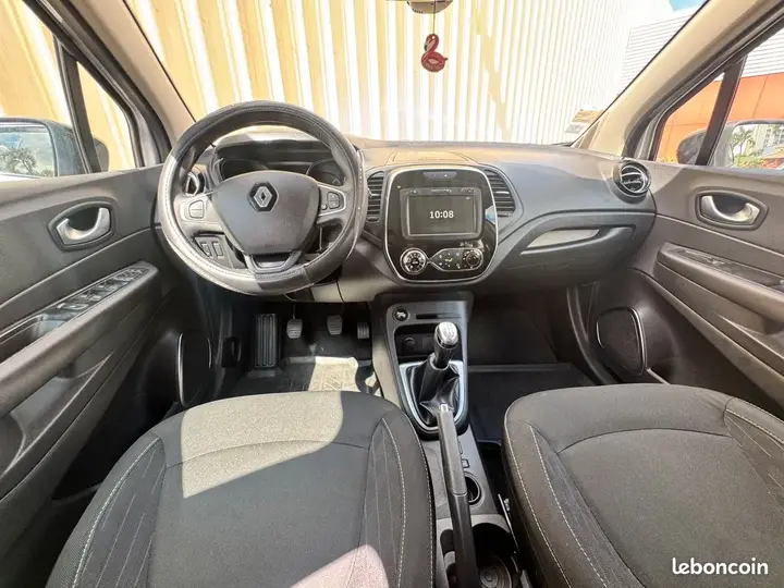 Renault Captur 2019 photo 3