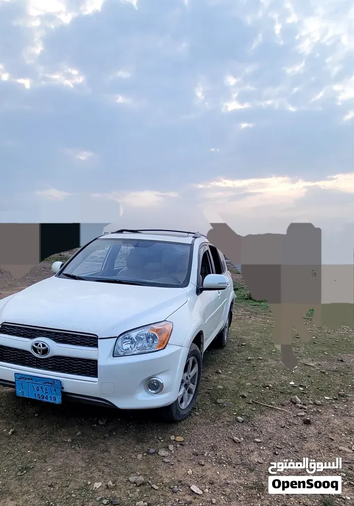 Toyota Rav4 2011 photo 2