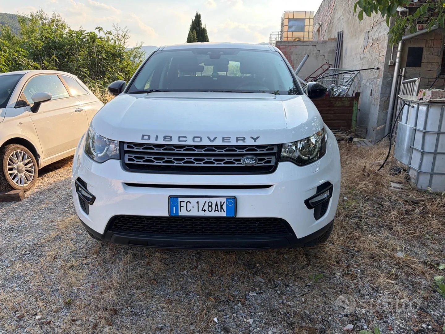 Land Rover Discovery Sport 2016 photo 2