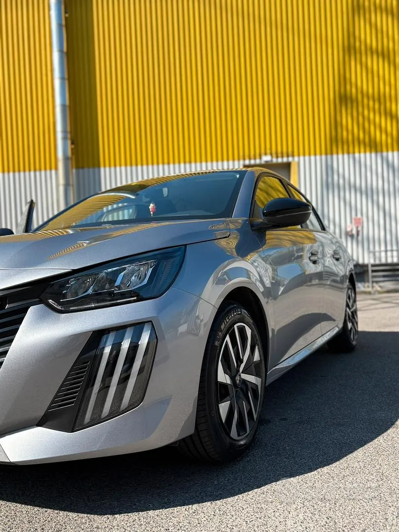 Peugeot 208 2024 photo 4