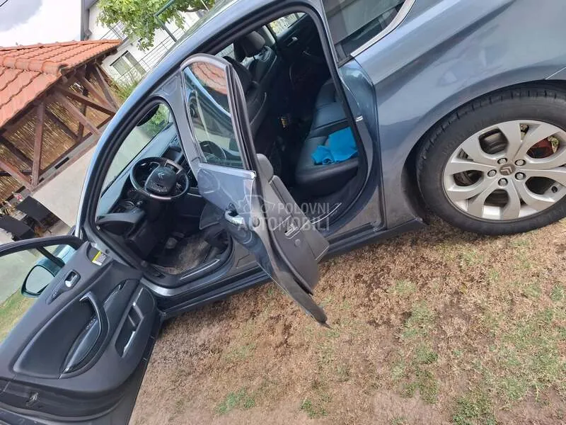 Citroen C5 2008 photo 2