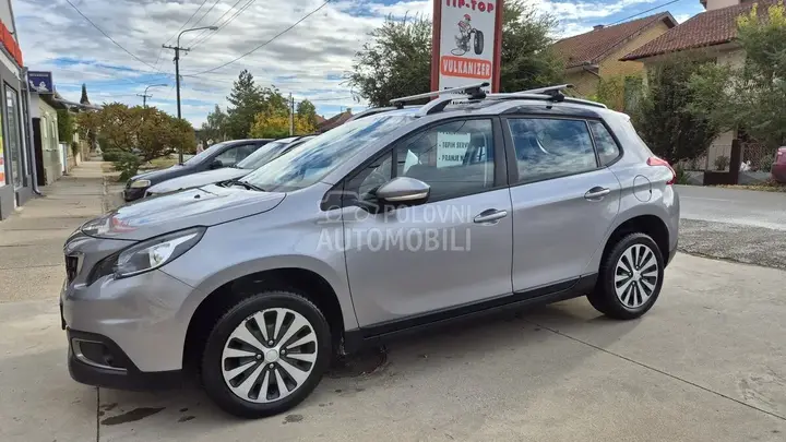 Peugeot 2008 2017 photo 2